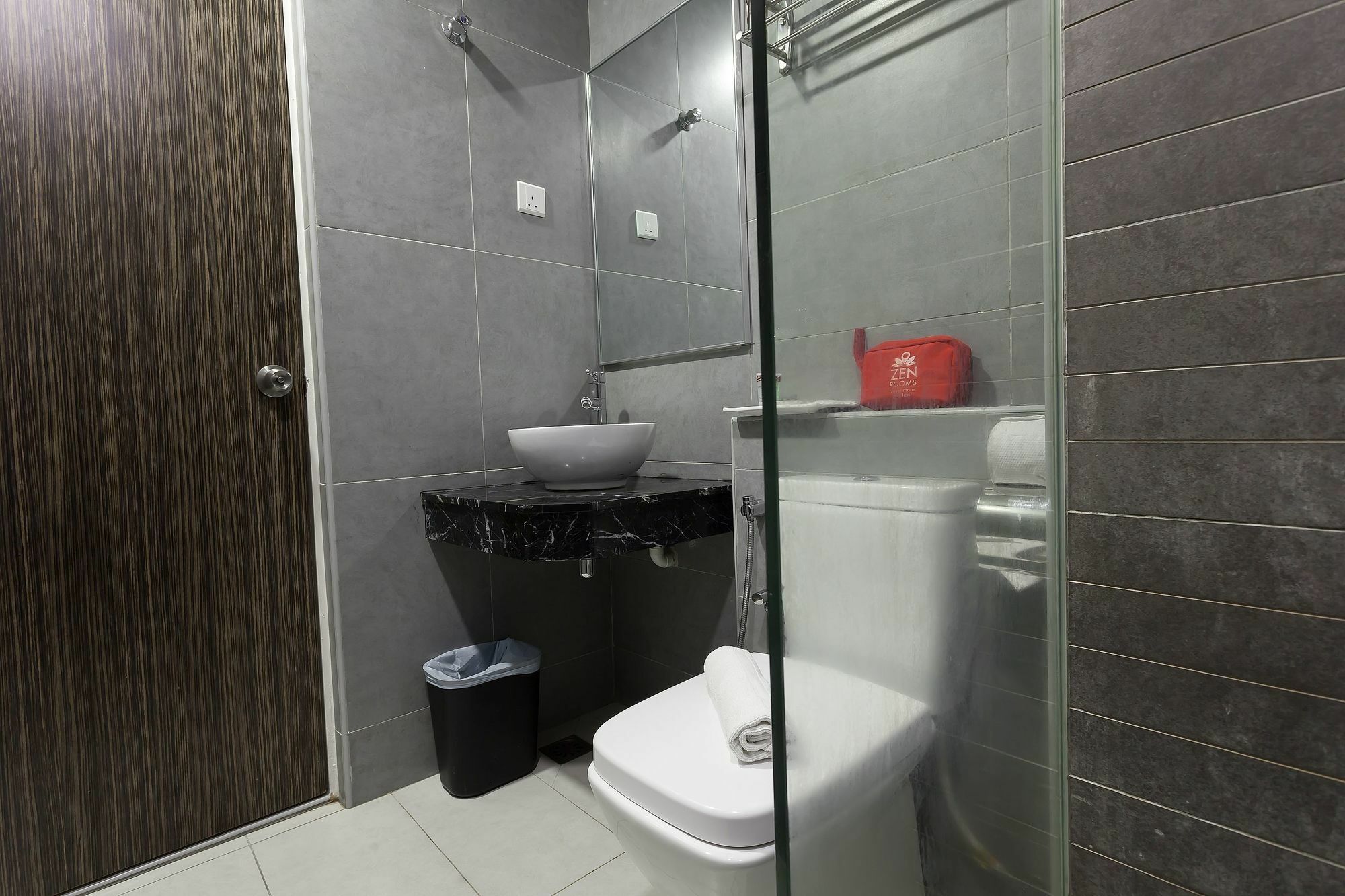 Zen Rooms Near Sogo كوالالمبور المظهر الخارجي الصورة